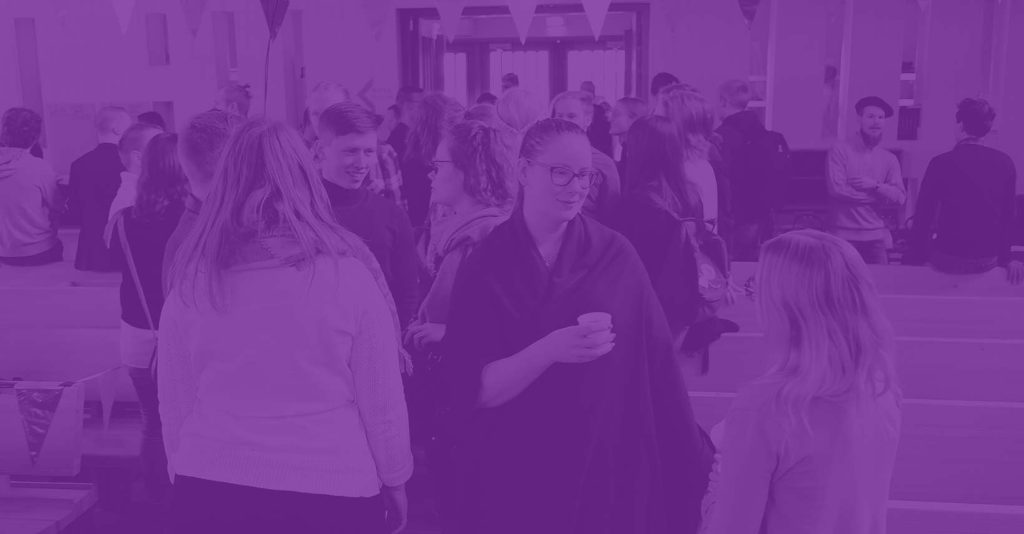 Opiskelijoita Disciple-konferenssissa Helsingissä.